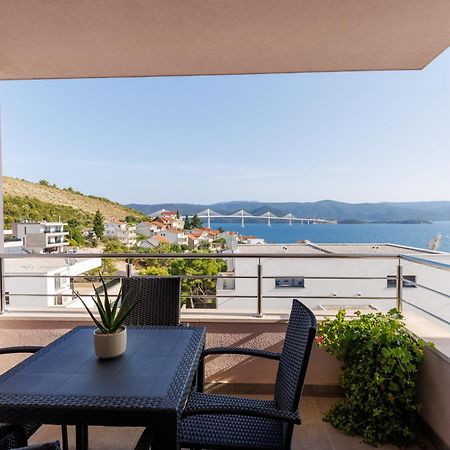 Apartman Maja Komarna Luaran gambar