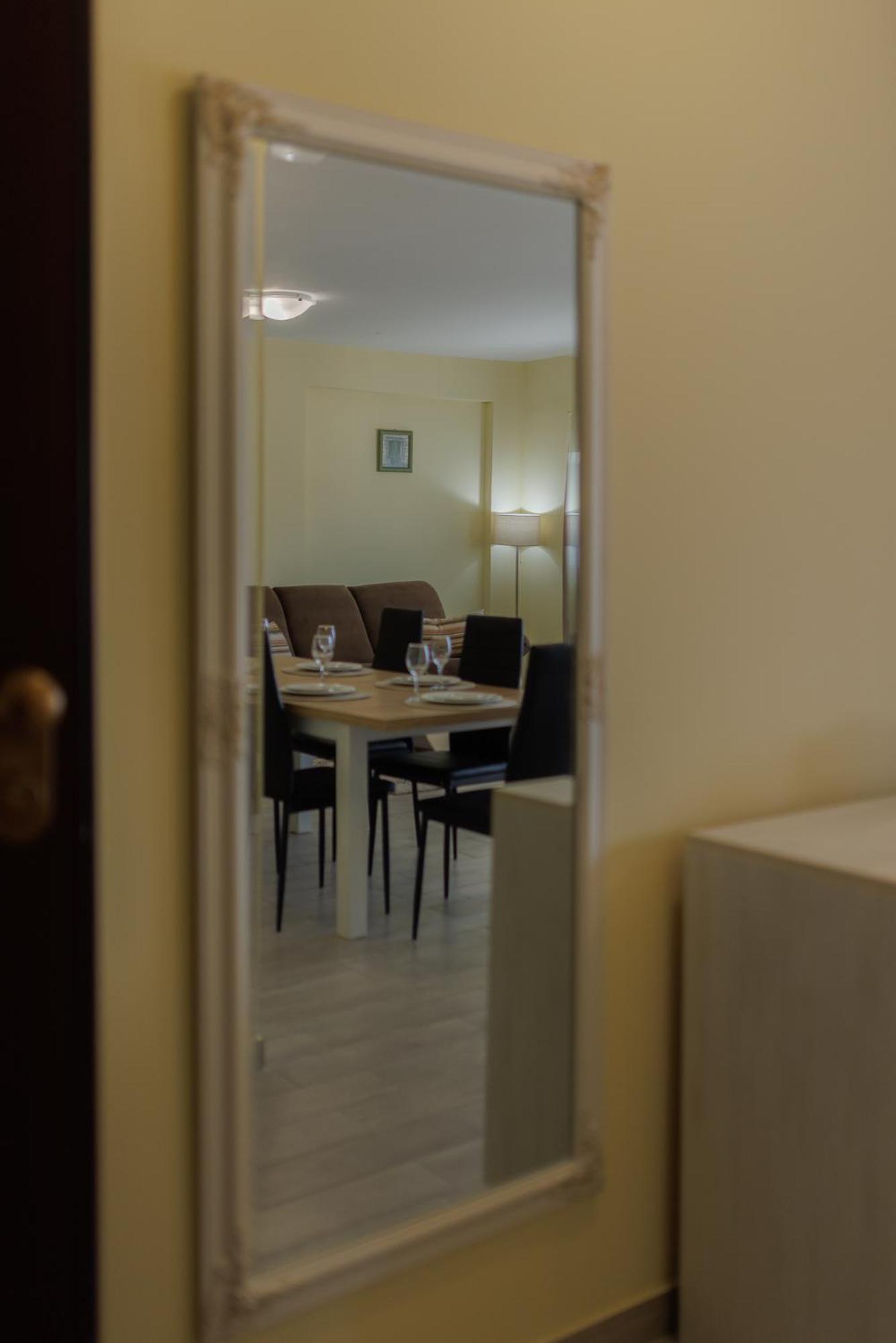 Apartman Maja Komarna Luaran gambar