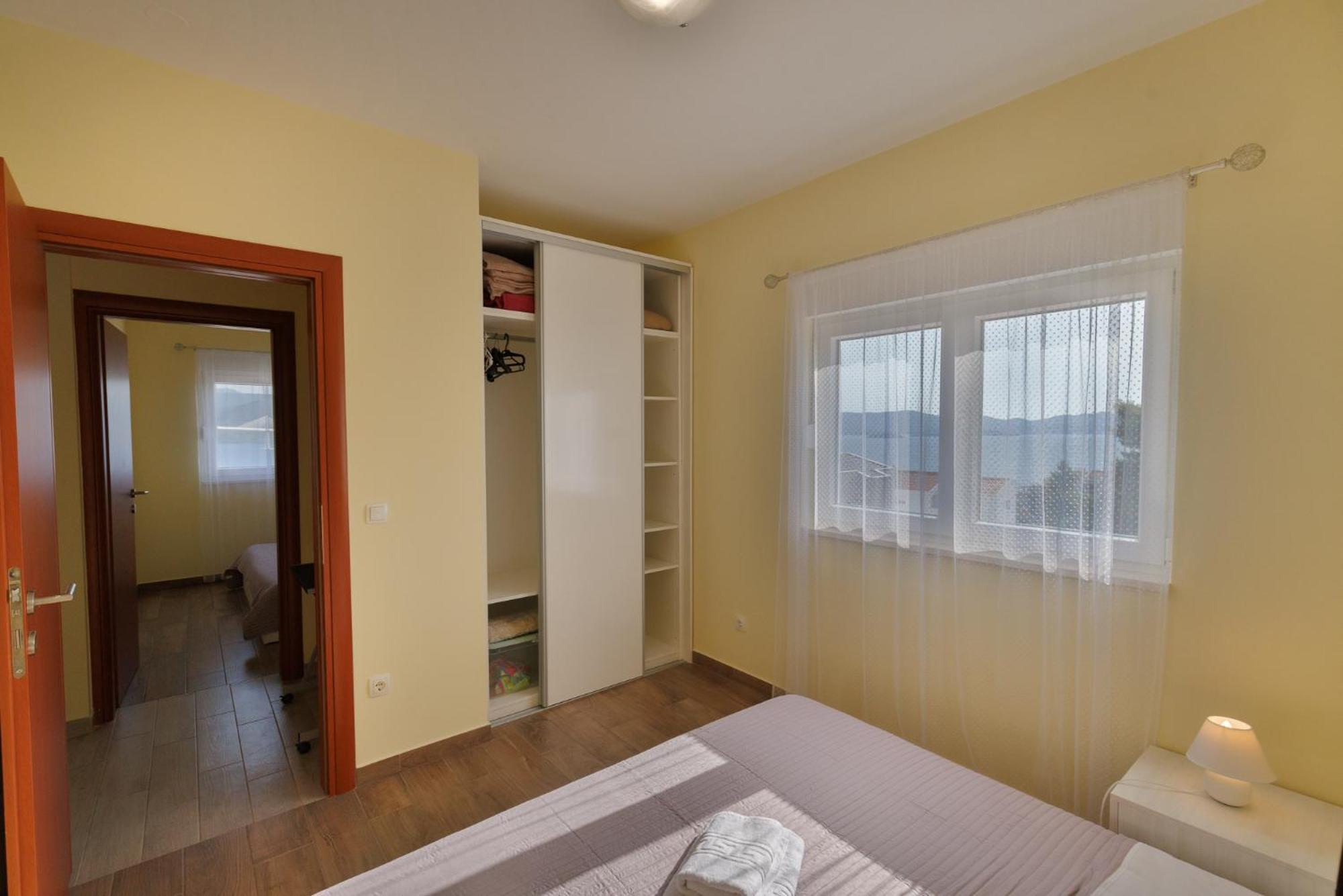 Apartman Maja Komarna Luaran gambar